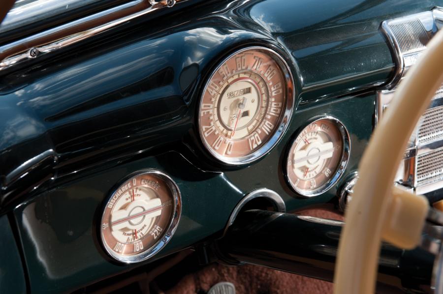  Buick Super Estate Wagon 1947 года  (фото 14 из 25)